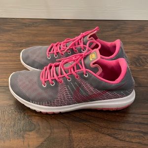 Nike Flex Fury GS, Youth Running Shoes Cool Grey/Pink Power-Bright Citrus-White